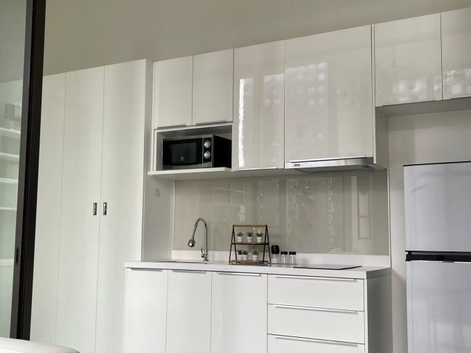 1 bedroom condo for rent at Chewathai Residence Asoke. 37 sqm unit in Bangkok. Contact BACH Bangkok for more information.