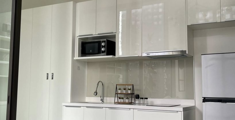 1 bedroom condo for rent at Chewathai Residence Asoke. 37 sqm unit in Bangkok. Contact BACH Bangkok for more information.