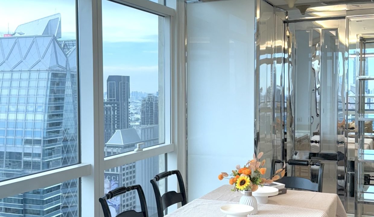 Condo for Rent at Athenee Residence Condominium Near Phloen Chit | BACH Bangkok