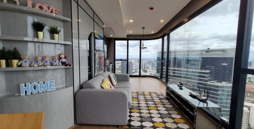 1 bedroom condo for rent at Ashton Chula - Silom. 64 sqm unit in Bangkok. Contact BACH Bangkok for more information.