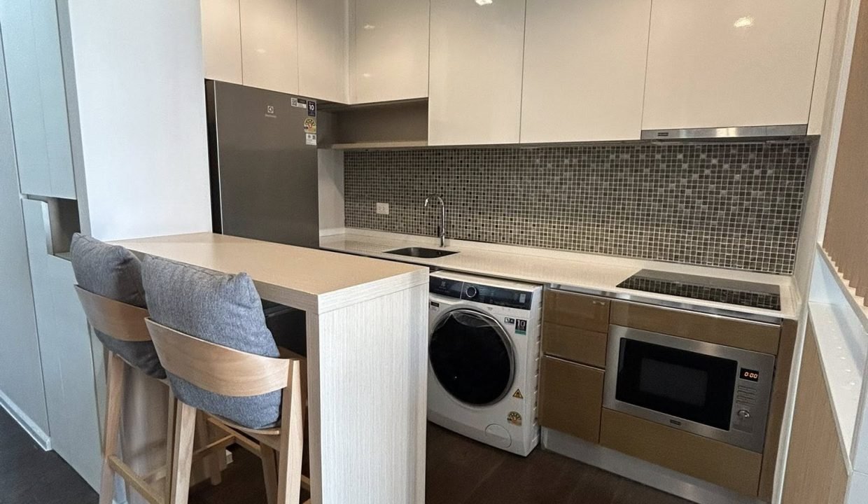 Condo for Rent at The Saint Residences Near Ha Yaek Lat Phrao | BACH Bangkok