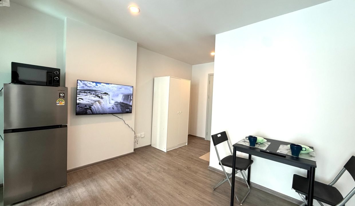 Condo for Rent at Regent Home Bangna Near Bang Na | BACH Bangkok