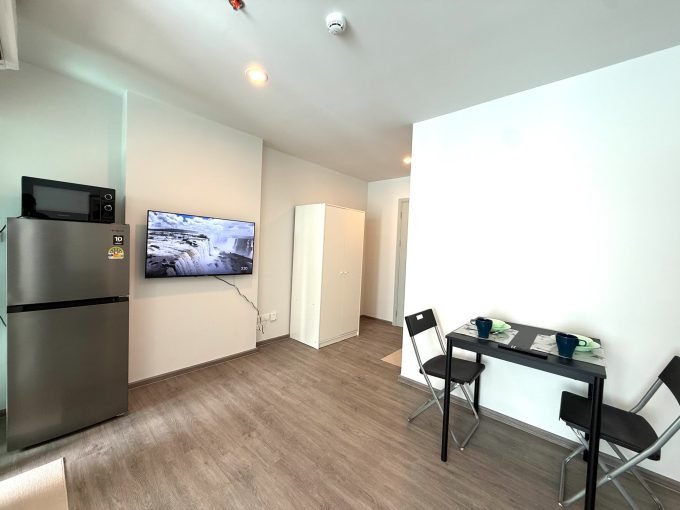 1 bedroom condo for rent at Regent Home Bangna. 28 sqm unit in Bangkok. Contact BACH Bangkok for more information.