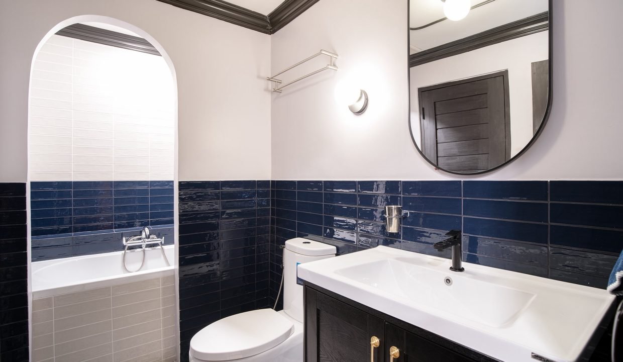 Condo for Rent at D.S. Tower 2 Sukhumvit 39 Near Phrom Phong | BACH Bangkok