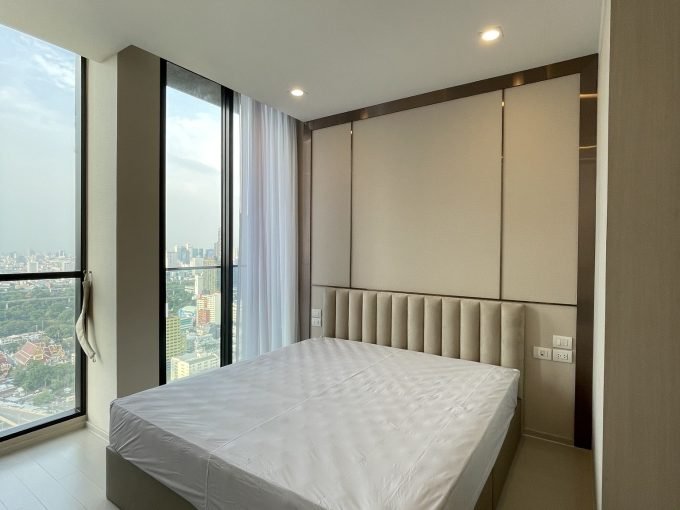 2 bedroom condo for rent at Noble Ploenchit. 82 sqm unit in Bangkok. Contact BACH Bangkok for more information.