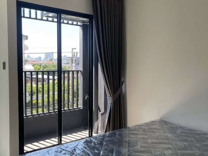 1 bedroom condo for rent at Maroon Ratchada 32. 23.14 sqm unit in Bangkok. Contact BACH Bangkok for more information.