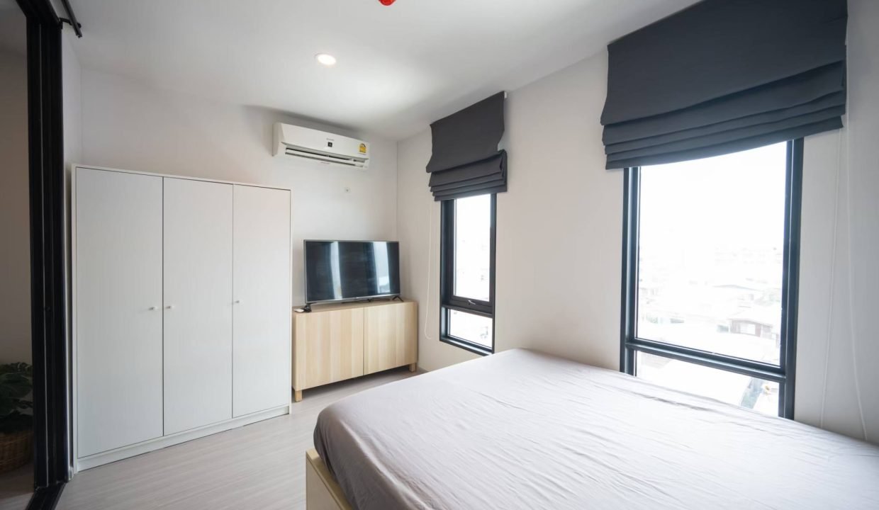 Condo for Rent at Aspire Asoke-Ratchada Near Rama 9 | BACH Bangkok