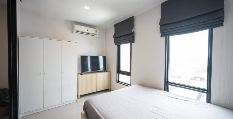 1 bedroom condo for rent at Aspire Asoke-Ratchada. 30 sqm unit in Bangkok. Contact BACH Bangkok for more information.