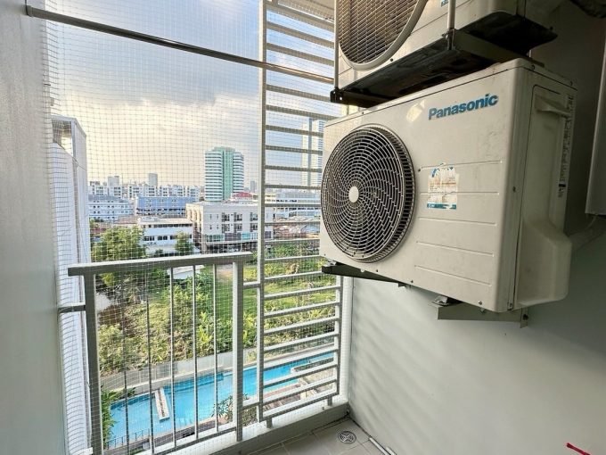 1 bedroom condo for sale at Niche Mono Bangna. 31 sqm unit in Bangkok. Contact BACH Bangkok for more information.