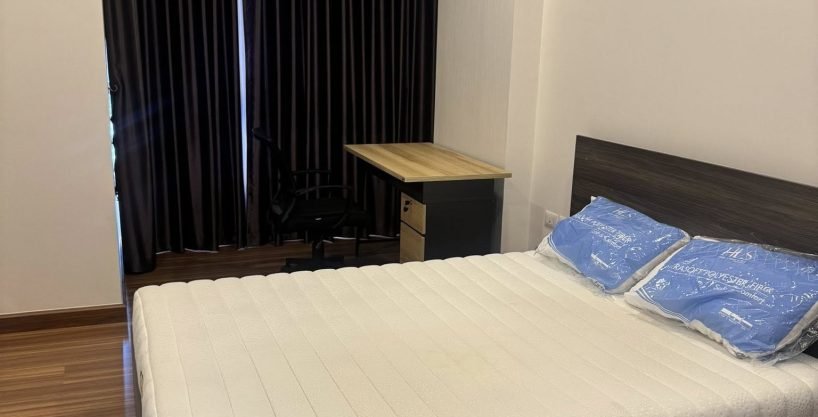 1 bedroom condo for rent at Supalai Premier Charoen Nakhon. 48 sqm unit in Bangkok. Contact BACH Bangkok for more information.