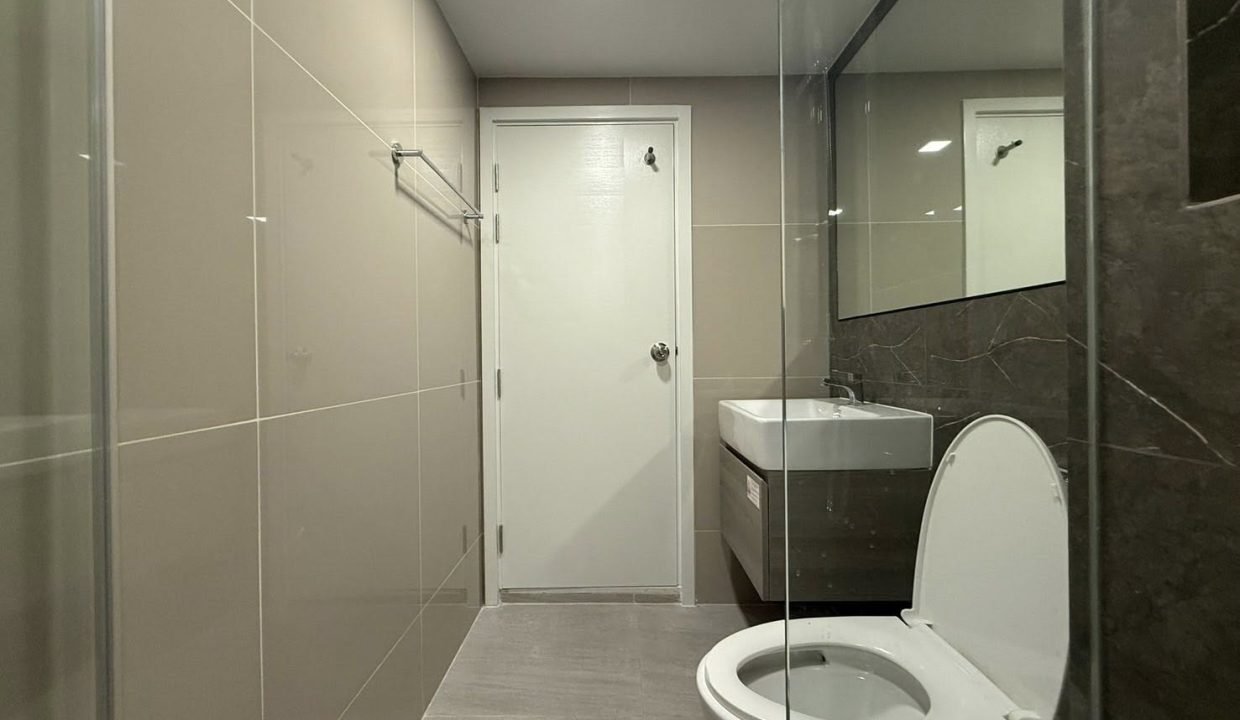 Condo for Rent at The Tree Pattanakarn - Ekkamai Near Ramkhamhaeng | BACH Bangkok