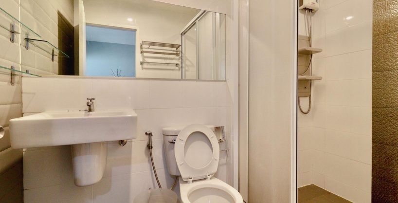 1 bedroom condo for rent at Aspire Sukhumvit 48. 32 sqm unit in Bangkok. Contact BACH Bangkok for more information.