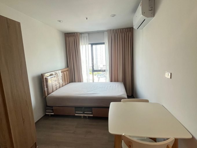 Studio condo for rent at Regent Home Wutthakat. 26 sqm unit in Bangkok. Contact BACH Bangkok for more information.