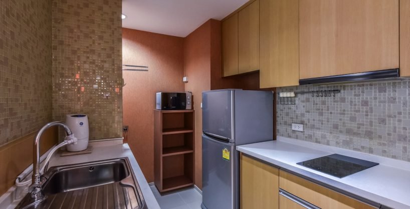 1 bedroom condo for sale at Villa Rachatewi. 55 sqm unit in Bangkok. Contact BACH Bangkok for more information.