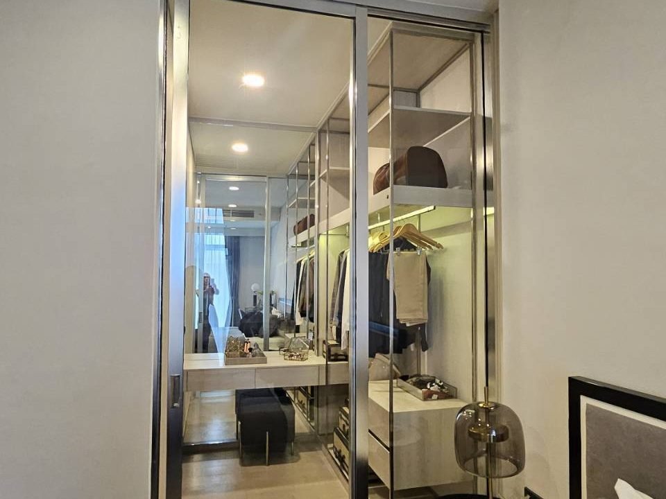 Condo for Rent at Siamese Exclusive Sukhumvit 42 Near Ekkamai | BACH Bangkok