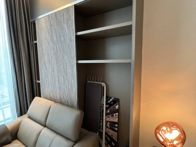 1 bedroom condo for rent at Sindhorn Residence. 40 sqm unit in Bangkok. Contact BACH Bangkok for more information.