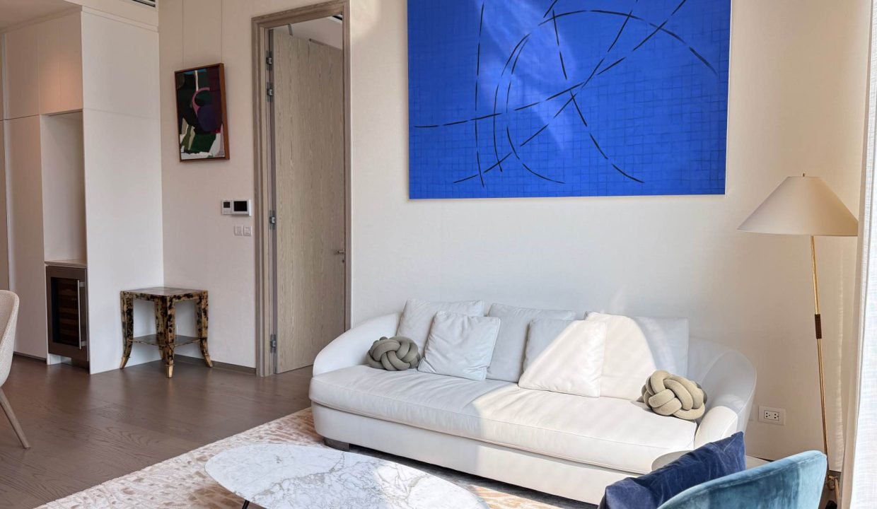 Condo for Rent at Scope Langsuan Near Chit Lom | BACH Bangkok