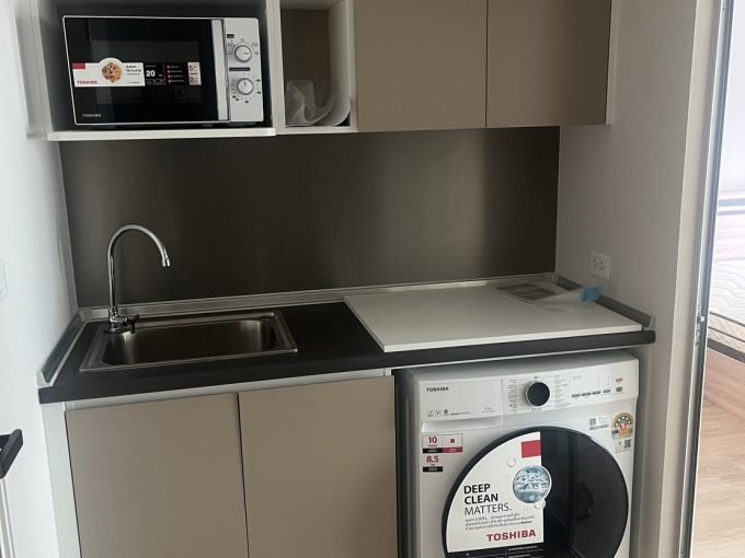 1 bedroom condo for rent at LUMPINI PLACE Chaengwattana - Pakkred Station. 28.01 sqm unit in Bangkok. Contact BACH Bangkok for more information.