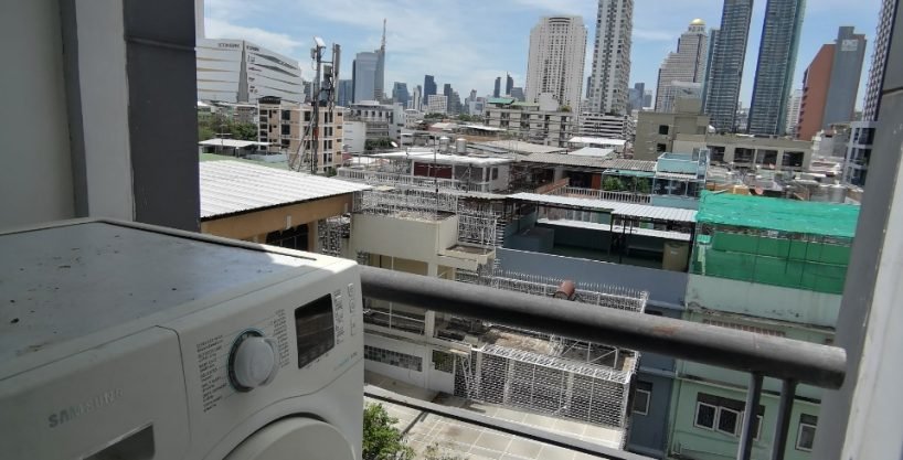 1 bedroom condo for rent at Bangkok Feliz Krung Thon Buri Station. 40 sqm unit in Bangkok. Contact BACH Bangkok for more information.