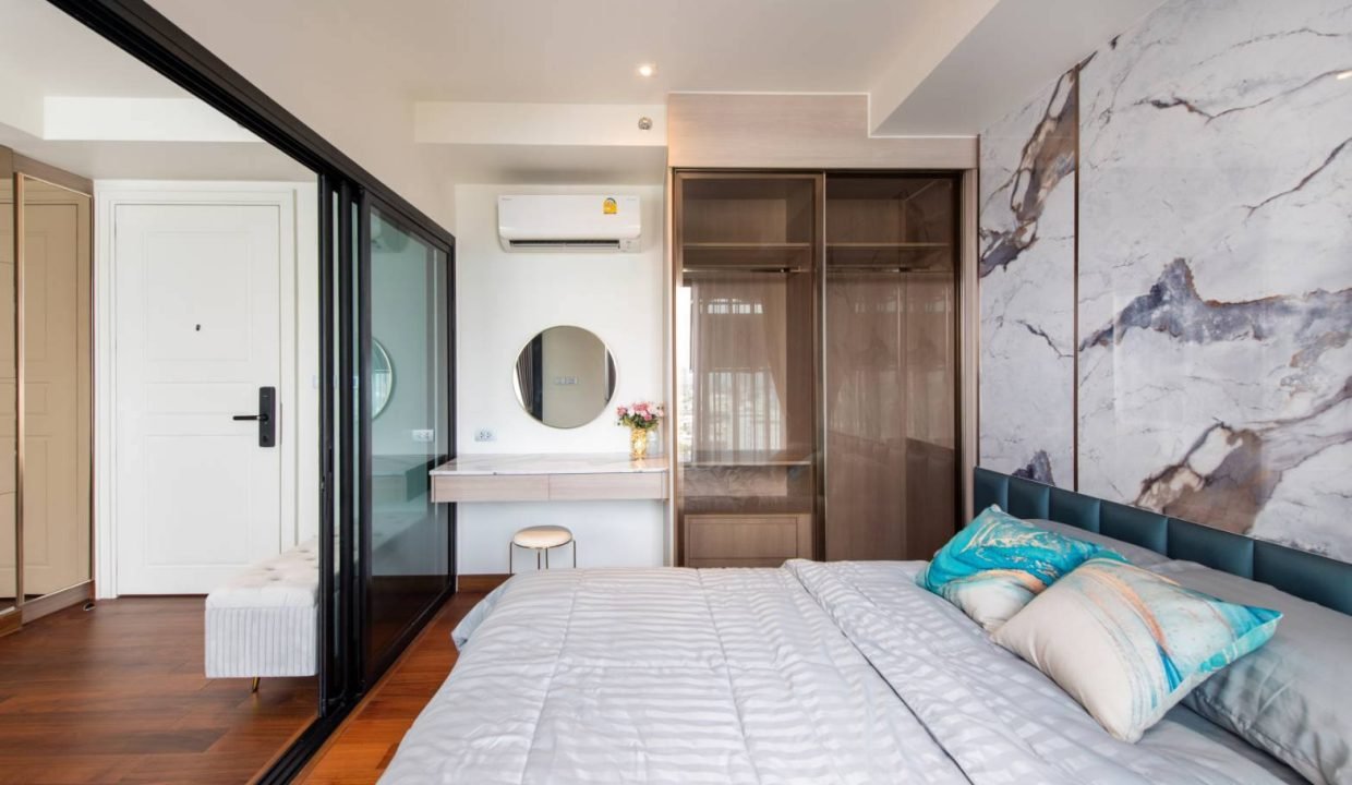 Condo for Sale at Altitude Symphony Charoenkrung - Sathorn Near Saphan Taksin | BACH Bangkok