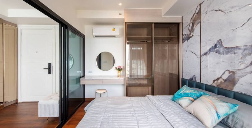 1 bedroom condo for sale at Altitude Symphony Charoenkrung - Sathorn. 30 sqm unit in Bangkok. Contact BACH Bangkok for more information.