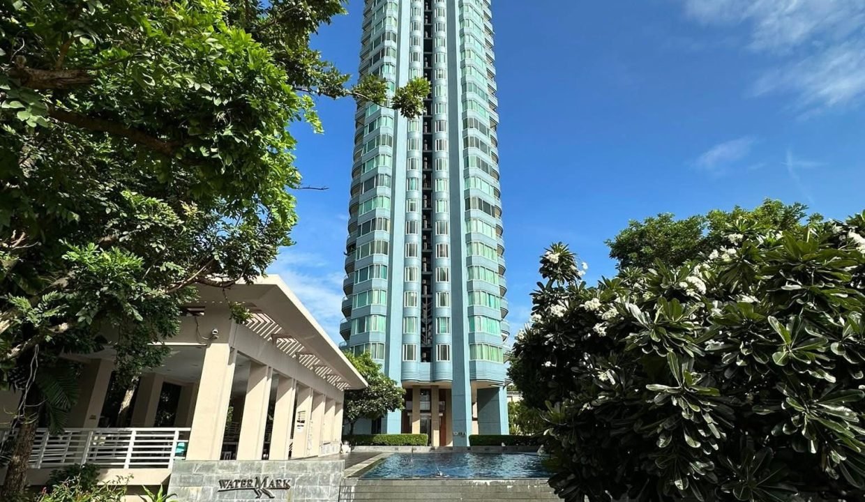 Condo for Sale at Watermark Chaophraya Near Krung Thon Buri | BACH Bangkok
