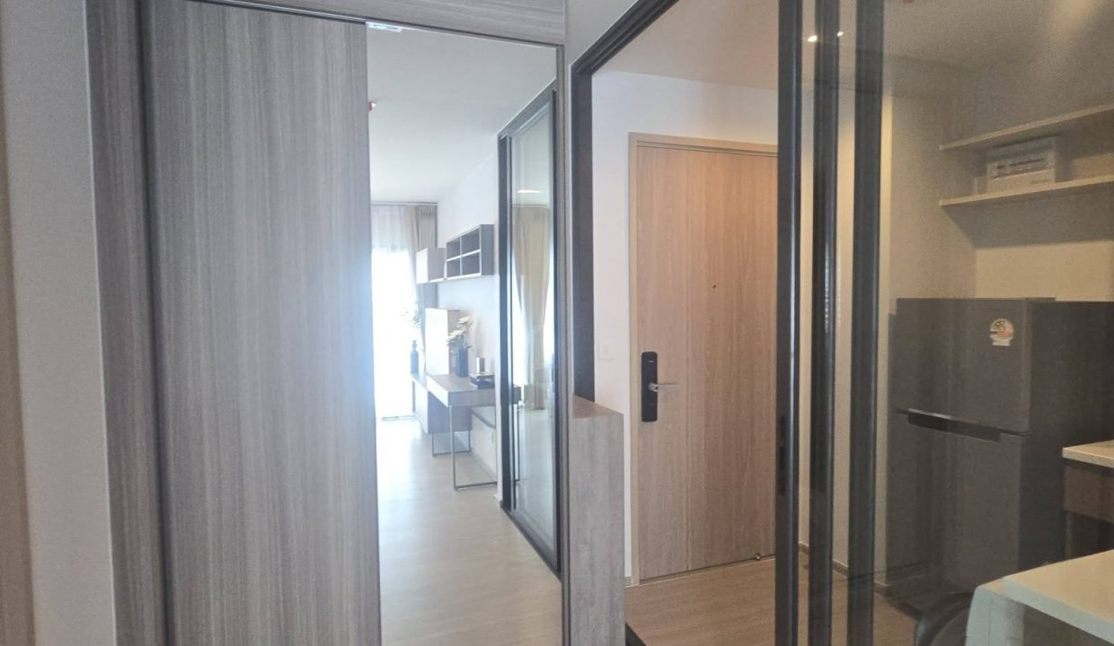 Condo for Rent at Life Sathorn Sierra Near Talat Phlu | BACH Bangkok