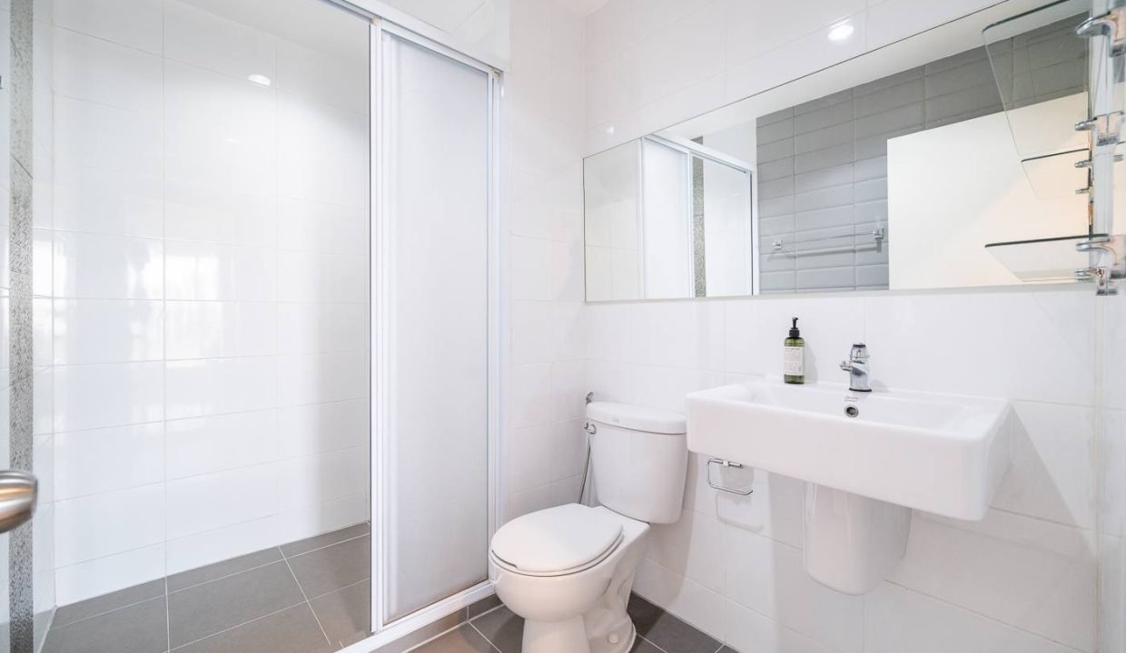 Condo for Rent at Aspire Sukhumvit 48 Near Phra Khanong | BACH Bangkok