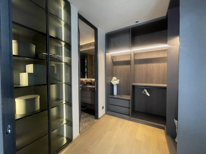 2 bedroom condo for rent at 28 Chidlom. 90 sqm unit in Bangkok. Contact BACH Bangkok for more information.