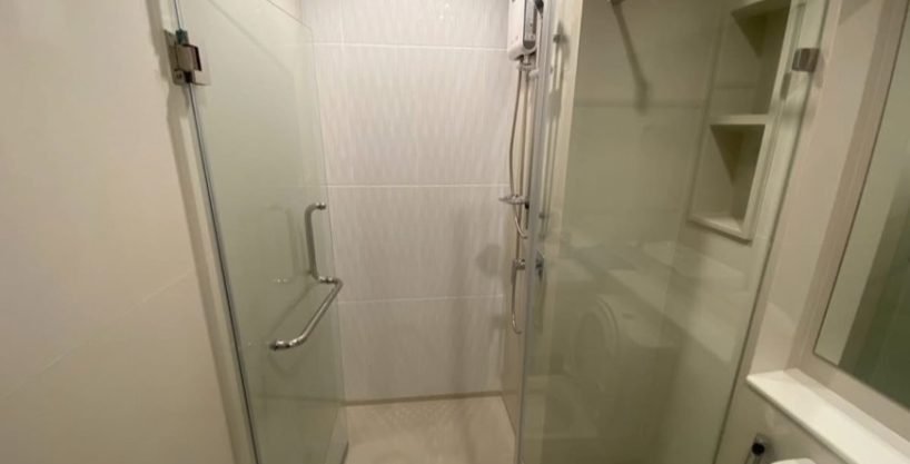 1 bedroom condo for sale at Life Asoke Hype. 25 sqm unit in Bangkok. Contact BACH Bangkok for more information.