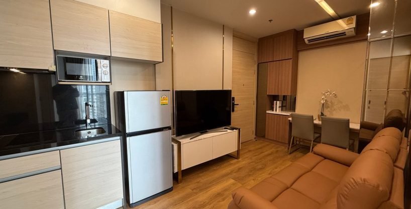 1 bedroom condo for rent at Park Origin Phrom Phong - Park 24. 32 sqm unit in Bangkok. Contact BACH Bangkok for more information.