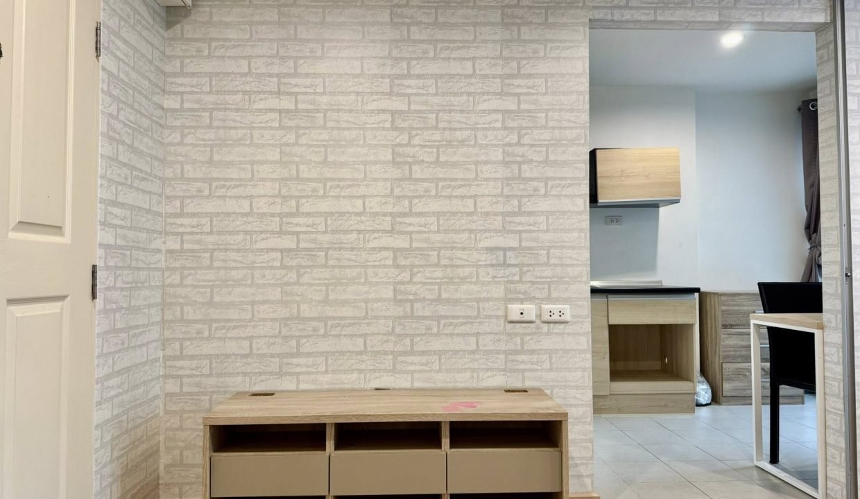 Condo for Rent at The Niche Id Serithai | BACH Bangkok