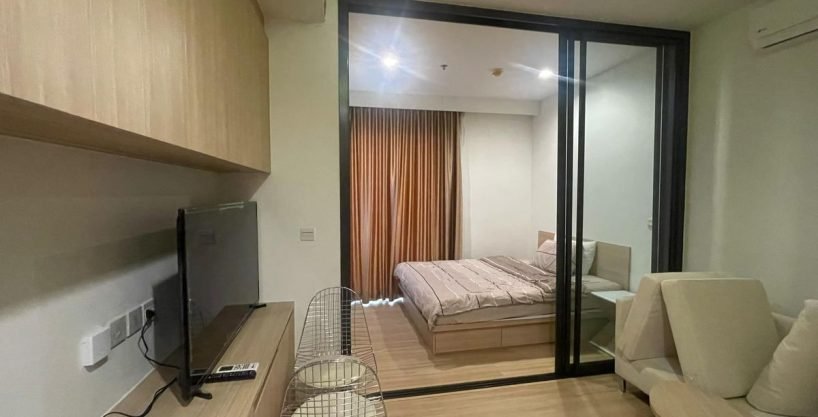 1 bedroom condo for sale at M Jatujak. 28 sqm unit in Bangkok. Contact BACH Bangkok for more information.