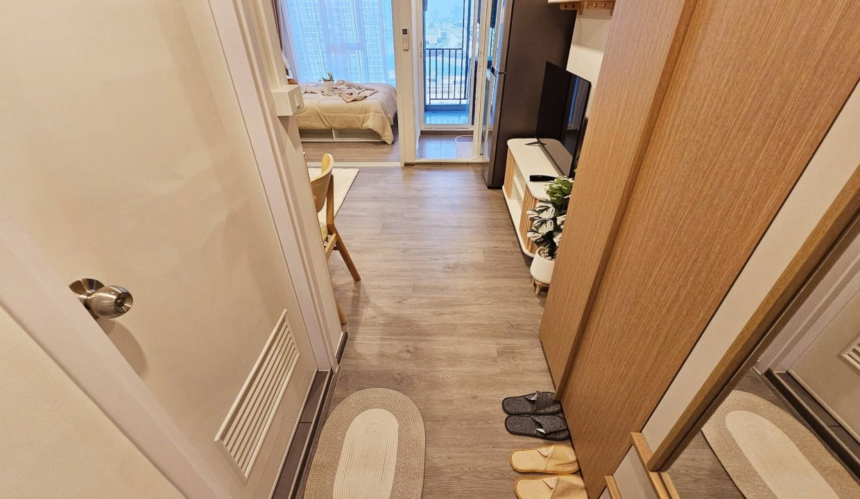 Condo for Rent at Regent Home Bangna Near Bang Na | BACH Bangkok