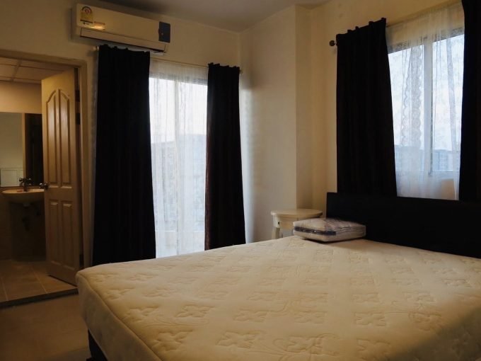 1 bedroom condo for rent at City Home Srinakarin. 32 sqm unit in Bangkok. Contact BACH Bangkok for more information.