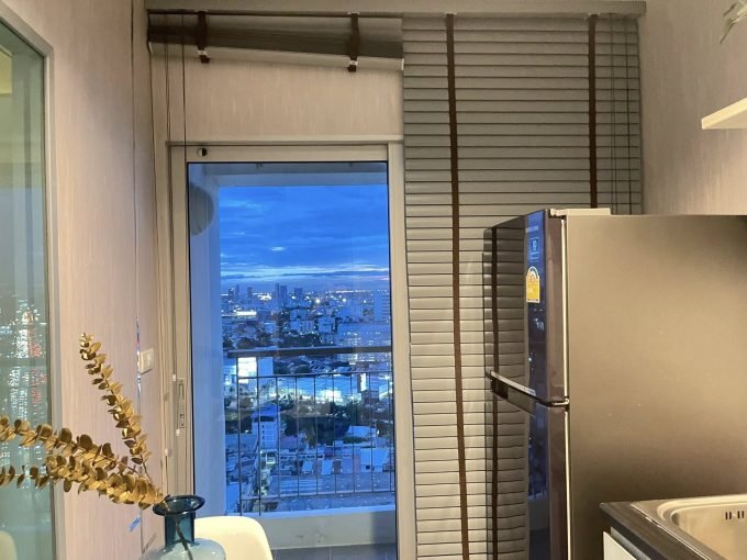 1 bedroom condo for rent at Aspire Ngamwongwan. 0 sqm unit in Bangkok. Contact BACH Bangkok for more information.