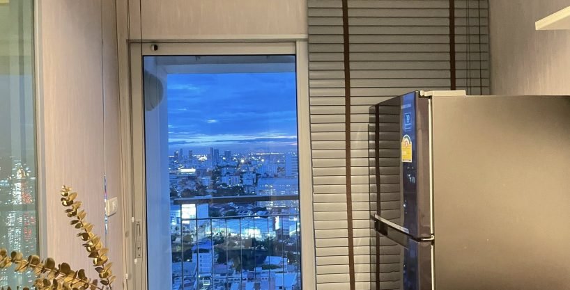 1 bedroom condo for rent at Aspire Ngamwongwan. 0 sqm unit in Bangkok. Contact BACH Bangkok for more information.