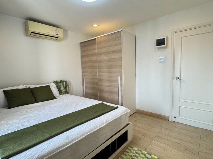 3 bedroom condo for rent at Srivara Mansion 1. 150 sqm unit in Bangkok. Contact BACH Bangkok for more information.