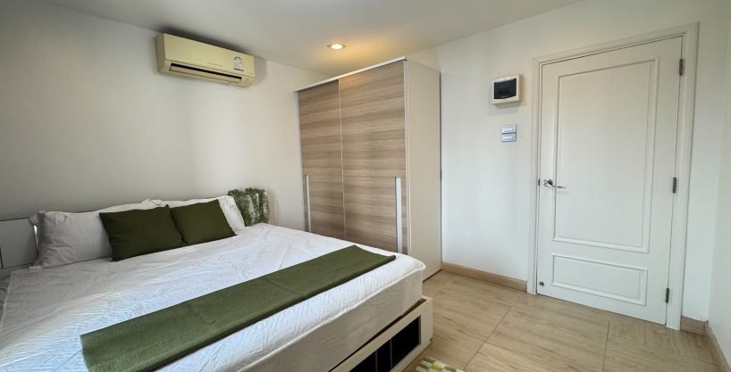 3 bedroom condo for rent at Srivara Mansion 1. 150 sqm unit in Bangkok. Contact BACH Bangkok for more information.