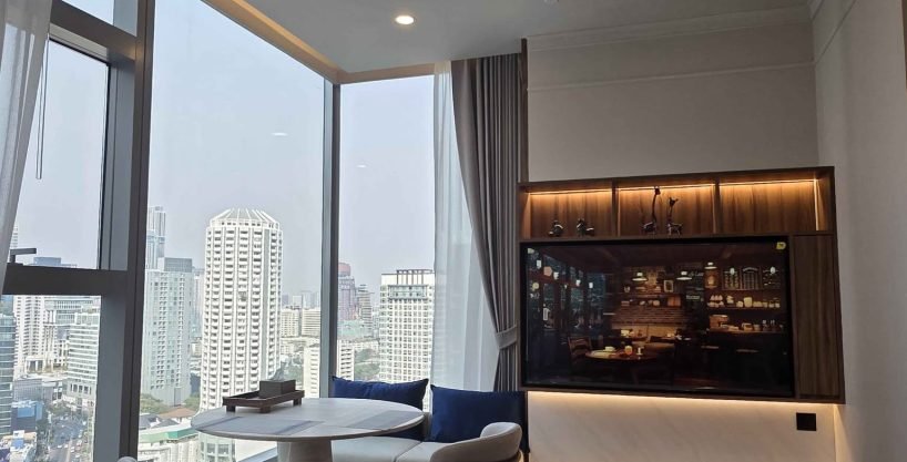 1 bedroom condo for rent at The Residences 38. 65 sqm unit in Bangkok. Contact BACH Bangkok for more information.