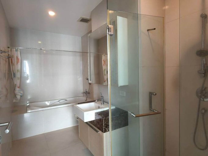 1 bedroom condo for rent at 39 by Sansiri. 55 sqm unit in Bangkok. Contact BACH Bangkok for more information.