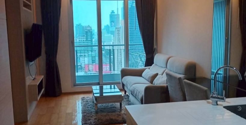 1 bedroom condo for rent at The Address Asoke. 46 sqm unit in Bangkok. Contact BACH Bangkok for more information.