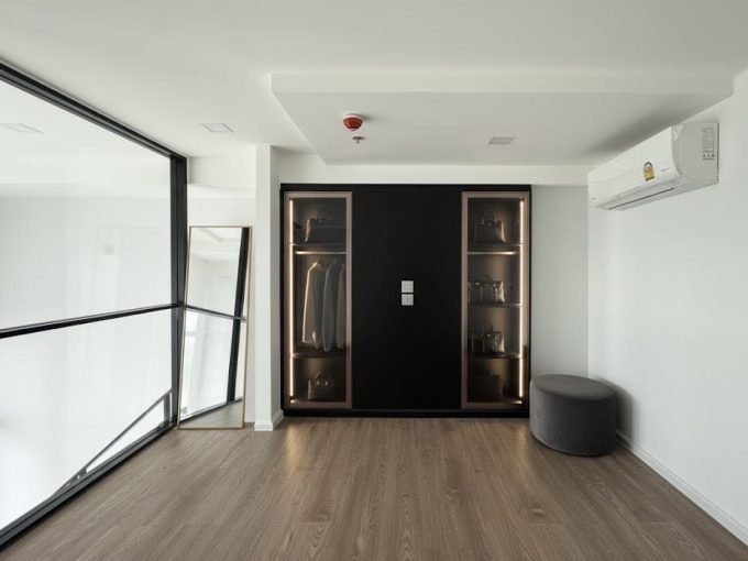 1 bedroom condo for rent at Modiz Sukhumvit 50. 42 sqm unit in Bangkok. Contact BACH Bangkok for more information.