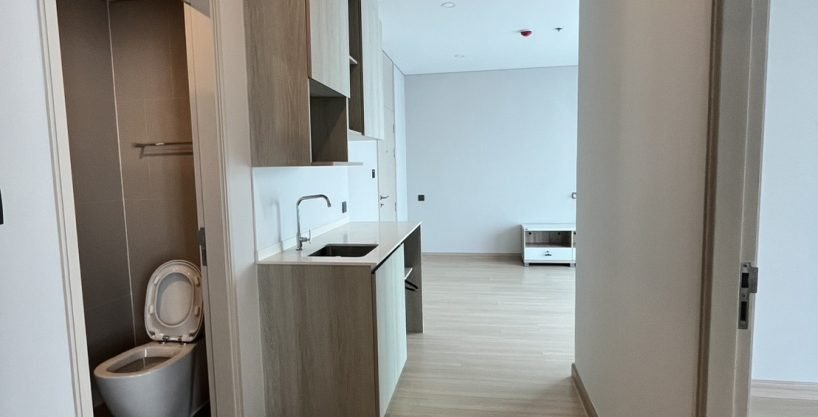 2 bedroom condo for rent at Lumpini Park Phahon 32. 46 sqm unit in Bangkok. Contact BACH Bangkok for more information.