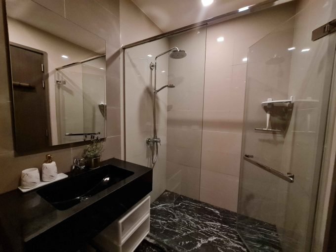 1 bedroom condo for rent at Edge Sukhumvit 23. 30 sqm unit in Bangkok. Contact BACH Bangkok for more information.