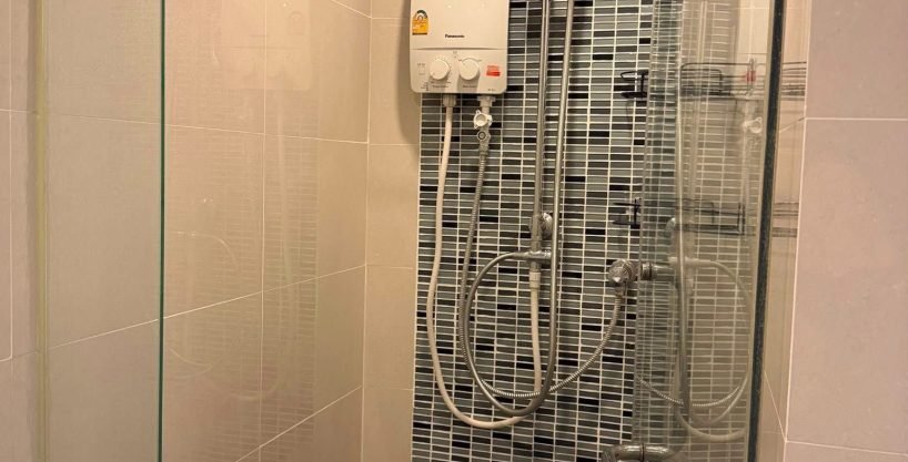 1 bedroom condo for rent at The Sky Sukhumvit. 28 sqm unit in Bangkok. Contact BACH Bangkok for more information.