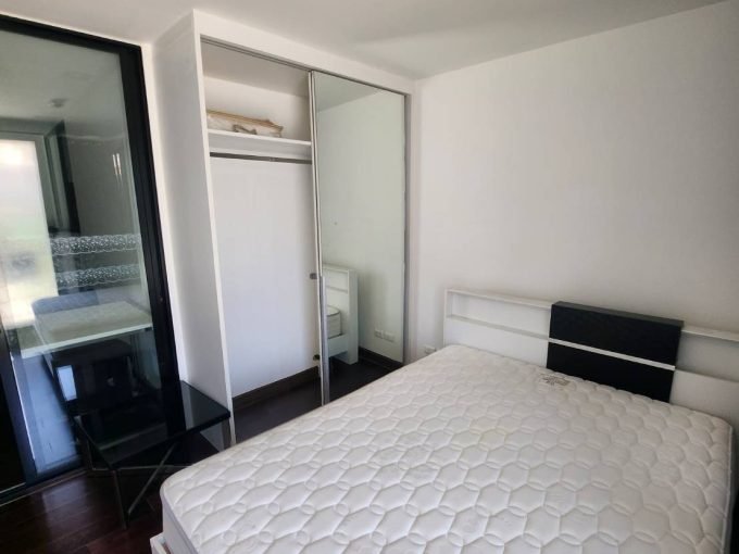 1 bedroom condo for rent at Bangkok Feliz Sathorn - Taksin. 30 sqm unit in Bangkok. Contact BACH Bangkok for more information.