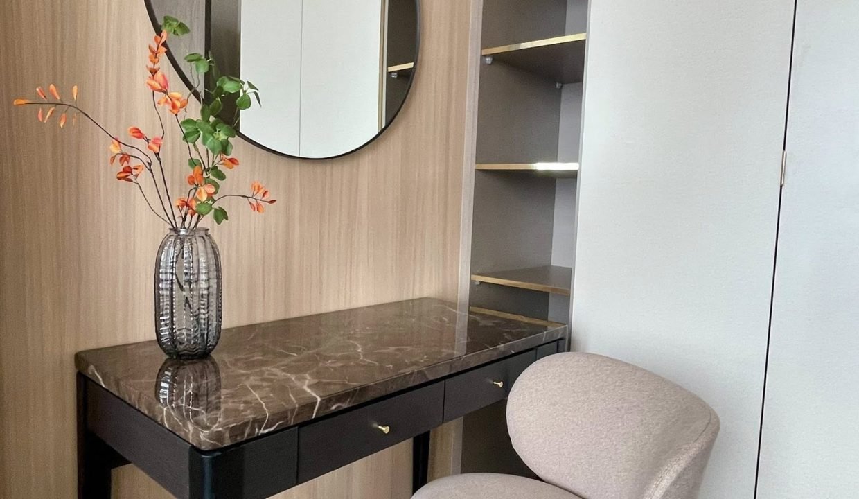 Condo for Rent at Rhythm Ekkamai Estate Near Thonglor | BACH Bangkok