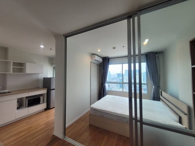 1 bedroom condo for rent at Lumpini Park Rama 9 - Ratchada. 26 sqm unit in Bangkok. Contact BACH Bangkok for more information.