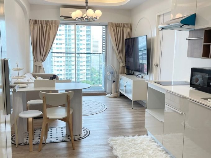 2 bedroom condo for rent at A Space Hideaway Asoke-Ratchada. 52 sqm unit in Bangkok. Contact BACH Bangkok for more information.